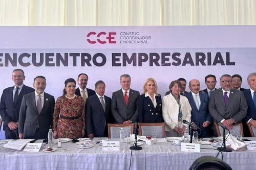 Importante encuentro empresarial promete un futuro brillante para Metepec: Fernando Flores